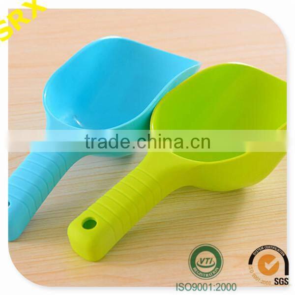 Weding party favor plastic ice scoops/make your own mini ice scoops/OEM plastic ics scoops
