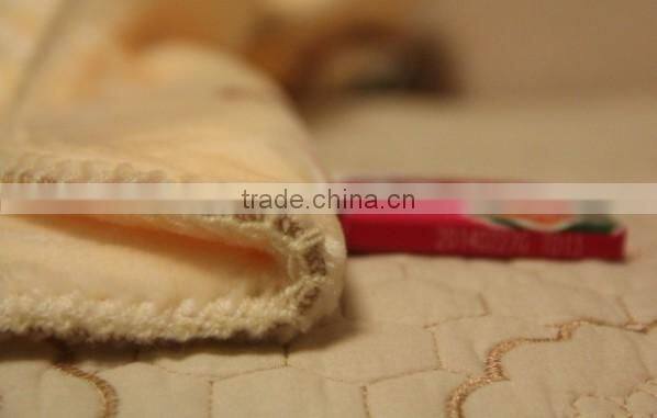 2017 high quality fashion design super soft cloud blanket