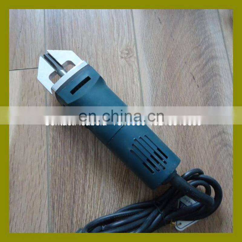 Electric portable manual corner cleaning tool for PVC UPVC window door production
