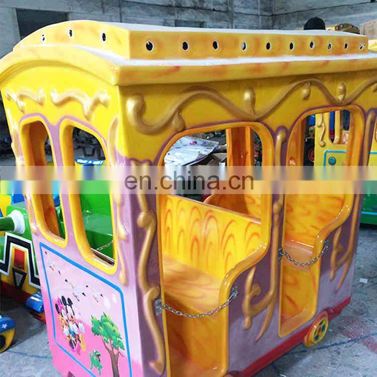 train electric parco giochi luna park shopping mall trackless train