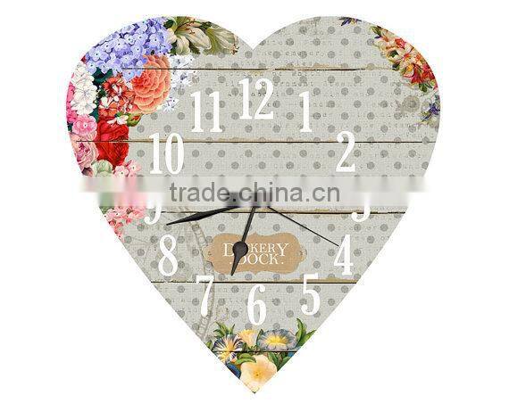 New design heart style wooden wall clock