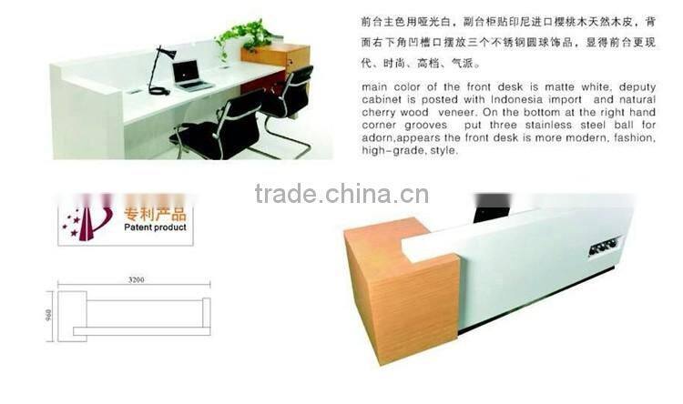 Long and big modern salon reception desk