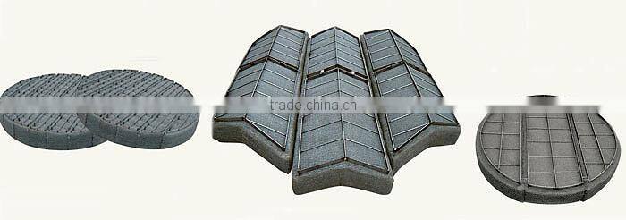 Gas filter separator with cartridge to remove solids and mesh pad to remove mist