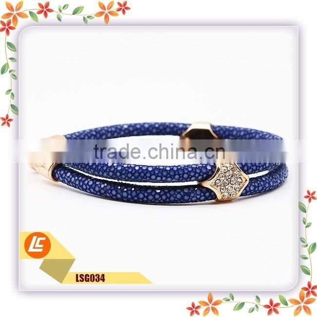 luxury genuine stingray skin leather bangle with crystal charm