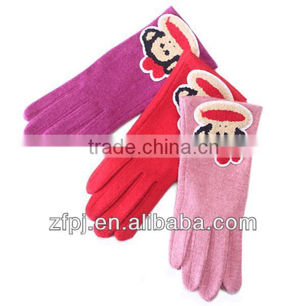 Ladies cute wool gloves with embroidery