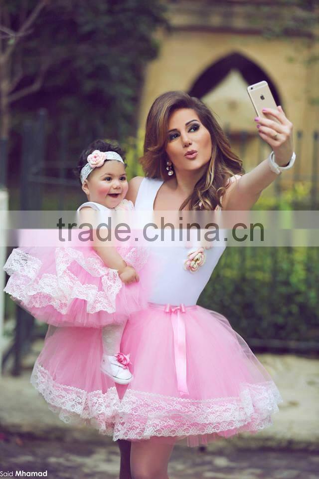 SMDA10 Pretty Girl First Communion Dress Lace Edged Pink Mother and Child Dresses for party