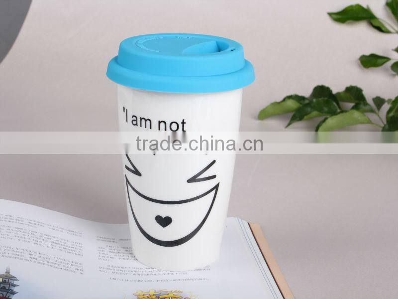 Smile face mug/ceramic cup with silicone lid for coffee, milk, tea, water