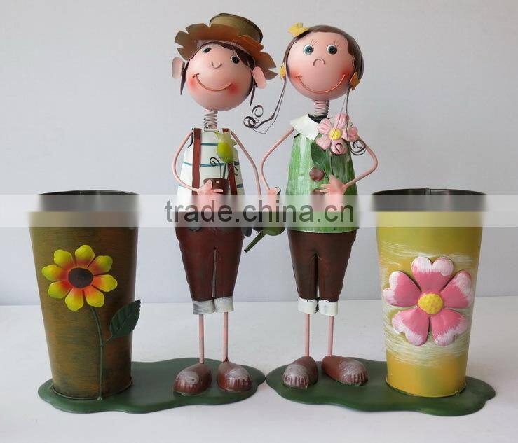 metal doll can used clock