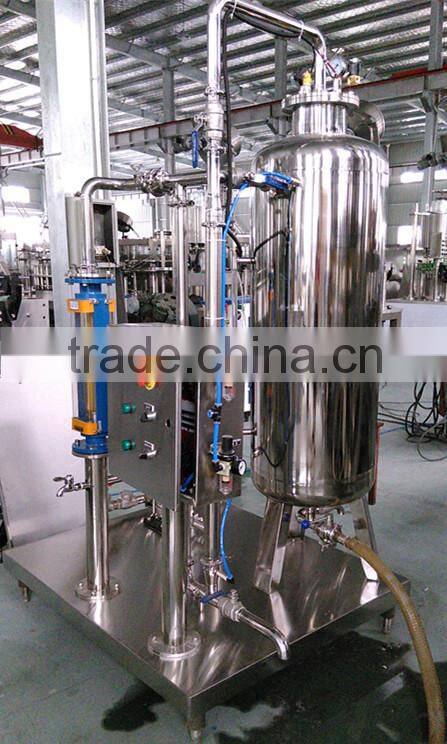 Automatic Plastic Bottle Carbonated Drink Filling Machine/Complete Line