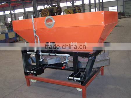 YUNTAI Excellent Quality 2CDR Agricultural Fertilizer Spreader