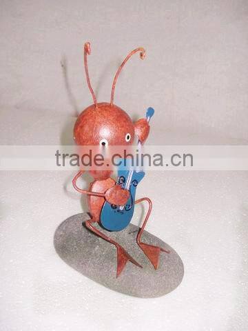 YS88215 Metal artificial ant garden decoration made in Fujian