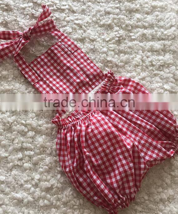 New arrival red plaid organic cotton seersucker bubble plain romper baby clothes