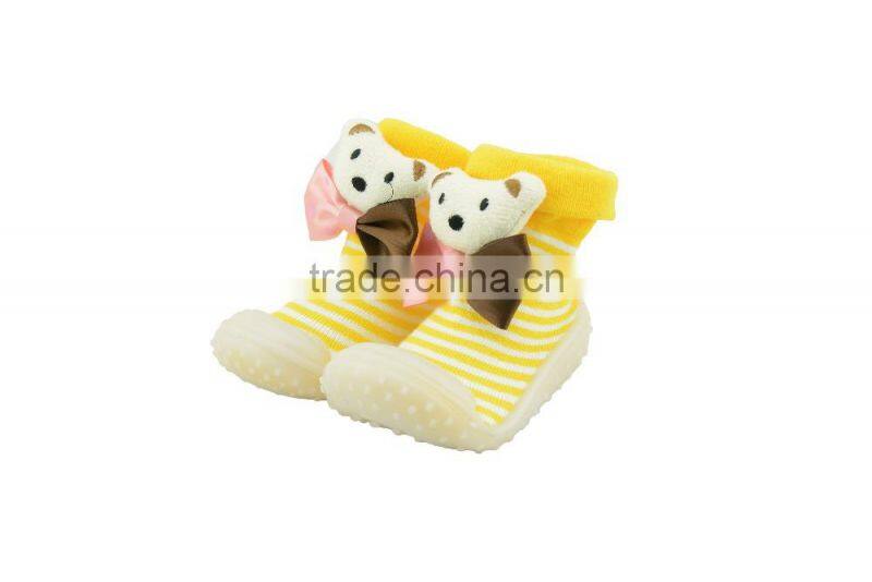 Factory wholesale funny skidders thick rubber sole cheap baby shoes