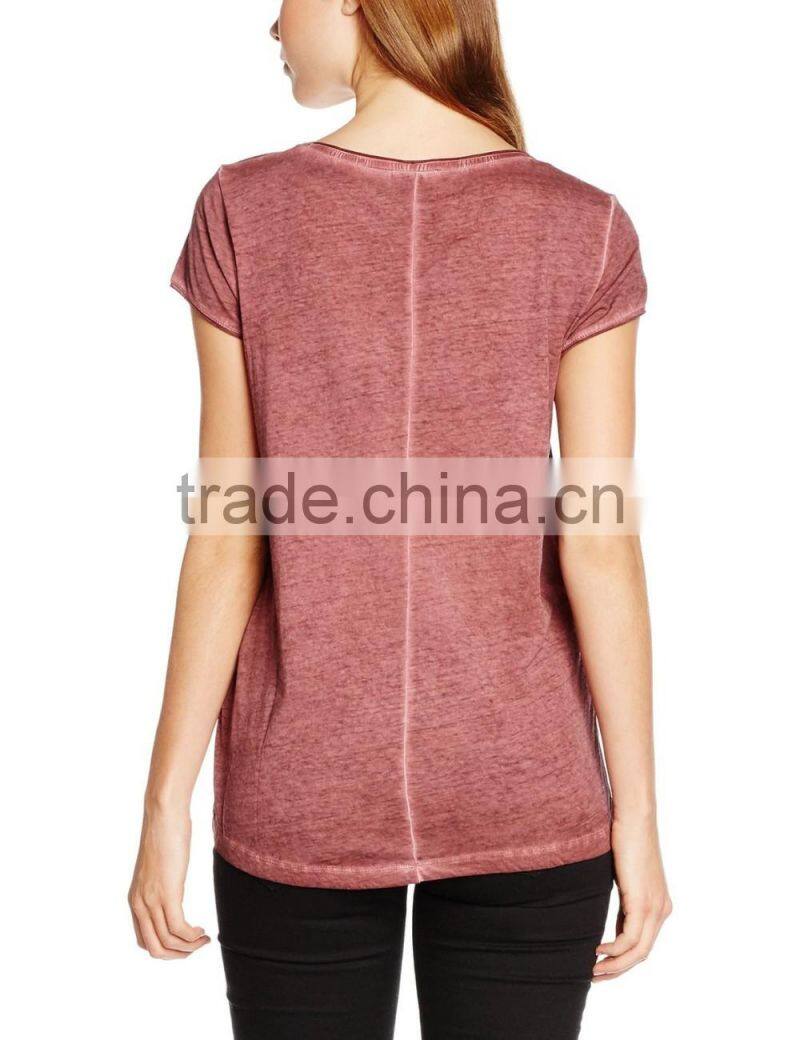 Ladie's back curved hem short sleeve front print and oil wash t-shirt