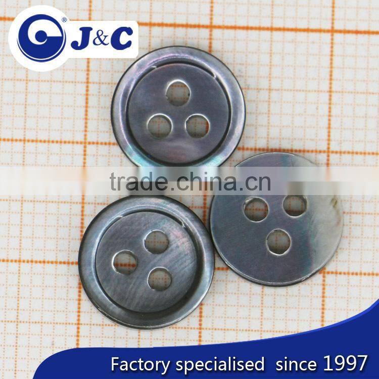 3 holes black color trocas shell button