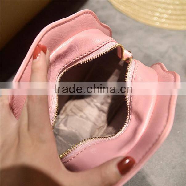 Wholesale stylish shell pattern ladiess pu chain bag with shining diamond