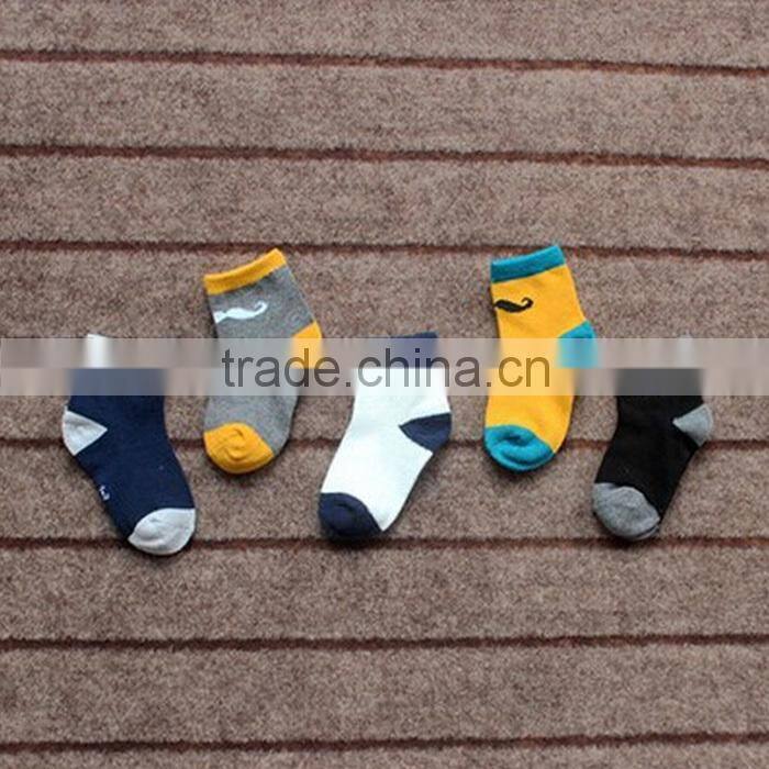 2015 fashion design socks cost-effective baby socks like shoe