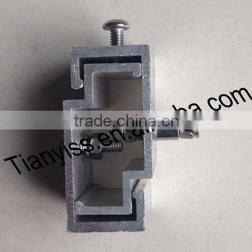 glass shelf clamp for precision welding