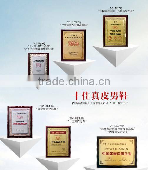 Guangzhou factory price soft light weight breathable men sport shoes