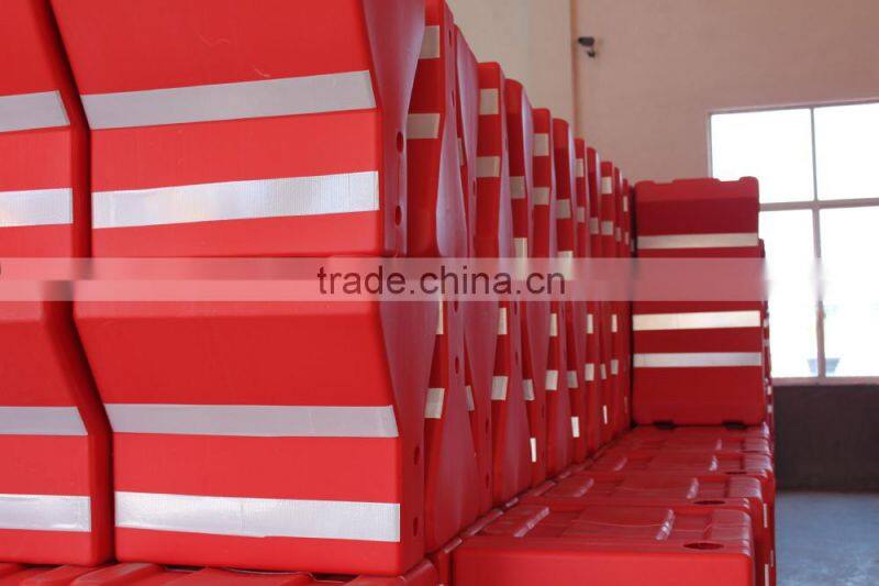 Custom made plastic road barrier water fill traffic barriers hydraulic barrier