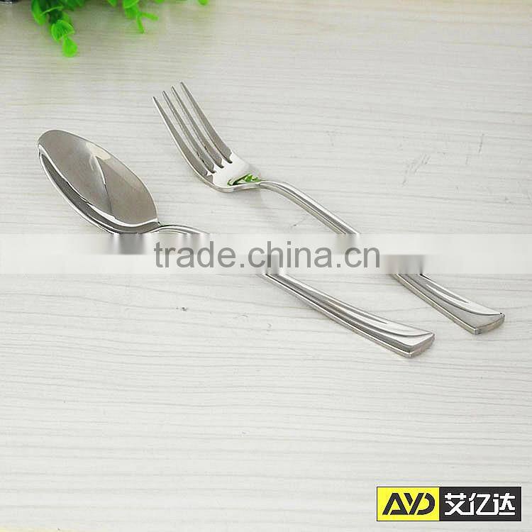 Beautiful lines! Iran high quanlity and good steam shape sets dinnerware