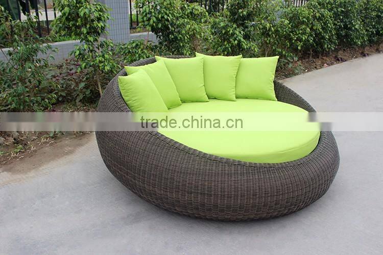 Outdoor Furniture Soft Rattan Bed