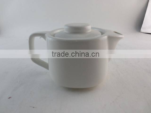 white porcelain small capacity tea pot cheap price