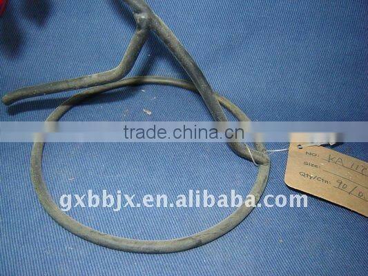 White and red pearl gold wire people shaped decorative candelabra