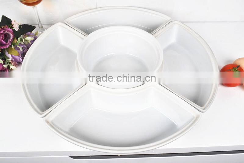 17.5" porcelain baking set with lid