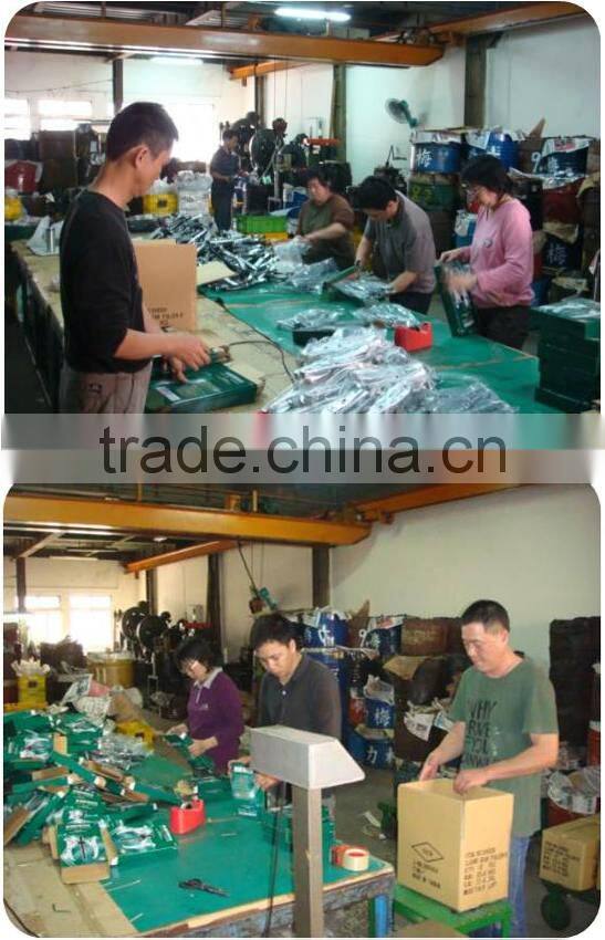 Poultry With Cover Aluminum Plastic Gear Box Feeder with cover