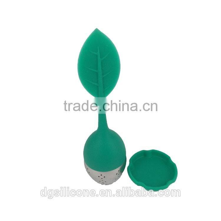 China manufacturer Eco-Friendly silicone tea infuser Leaf shape tea infuser water bottle