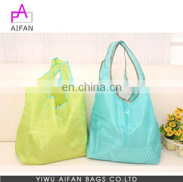 Eco-friendly Recycle Portable Waterproof Folding Shopping Bags