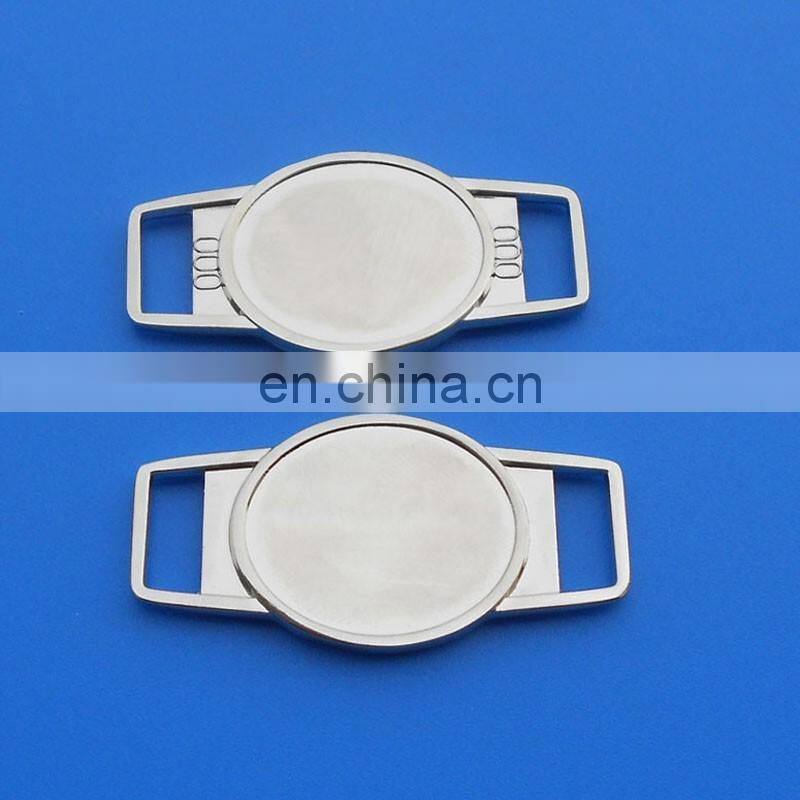 Cut Out Soft Enamel Bear Design Shoelace Tag