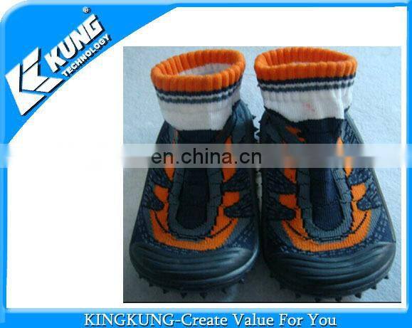 Csrtoon pattern printed new syle baby sock shoes