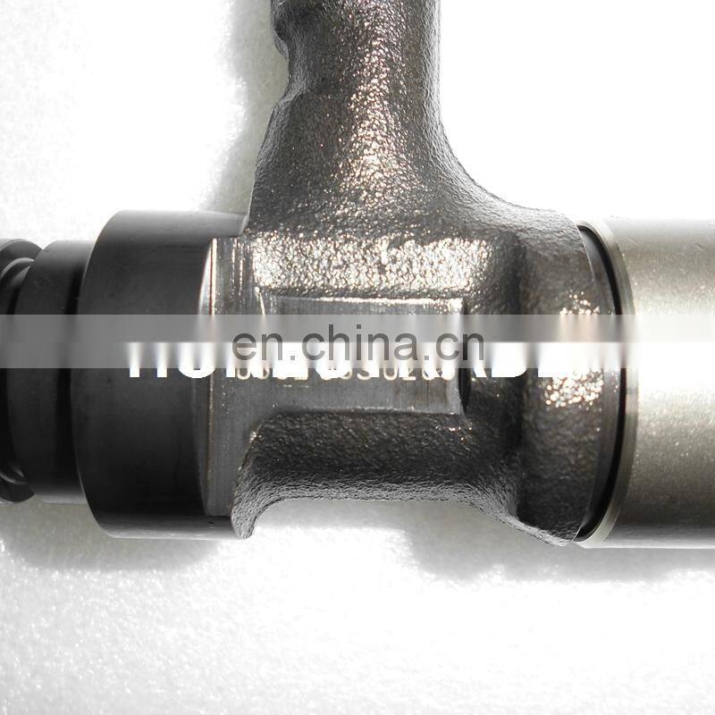 Common rail fuel injector 6218-11-3101 095000-0562 095000-0560
