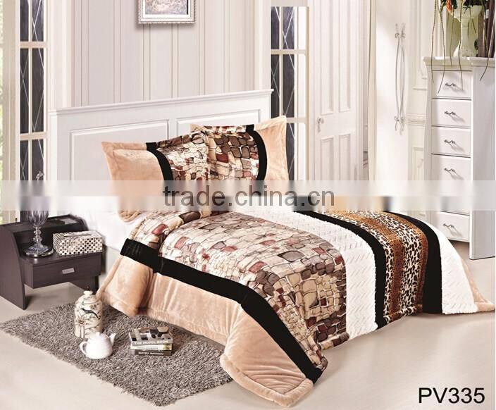 Patchwork Comforter Set