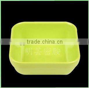 Plastic tableware for dessert