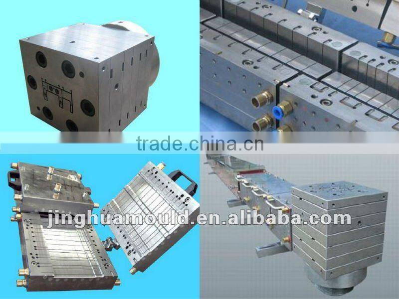 China UPVC Profile Extrusion Mold for Window Casement outer frame