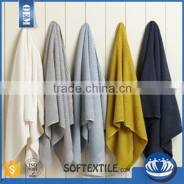 china manufacturer custom-made comfortable monogrammed soft muslin cotton baby bath towels