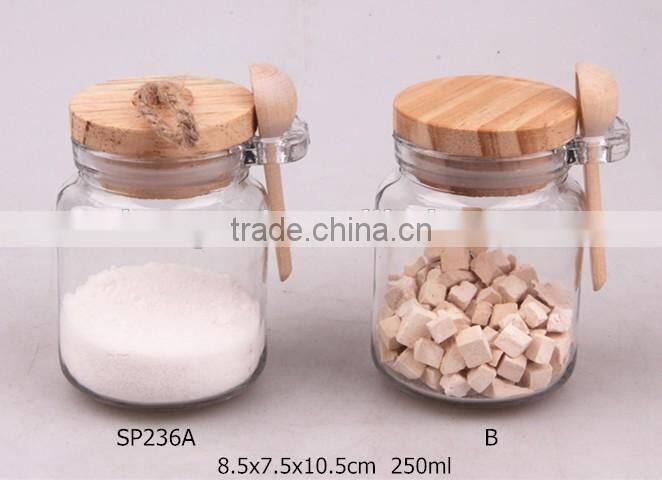 2016 new cheap glass jar with wooden lid and spoon