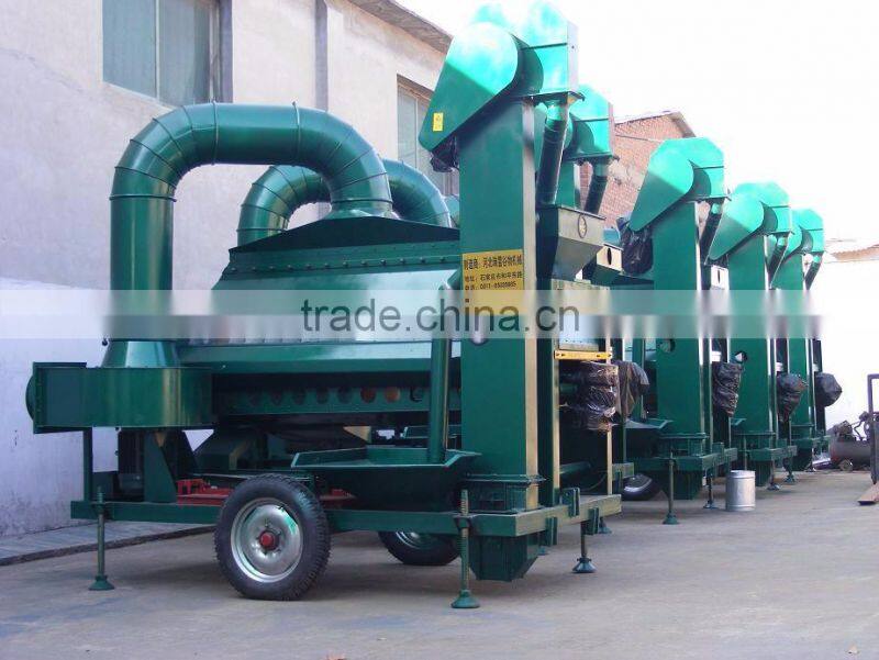 Pumpkin seeds separating machine