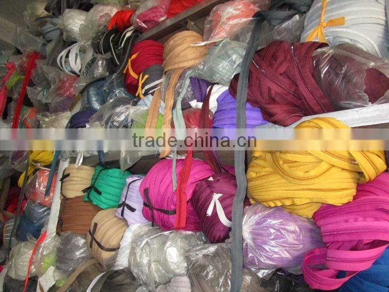 Nylon zipper stocklot, nylon long chain stocklot for sale