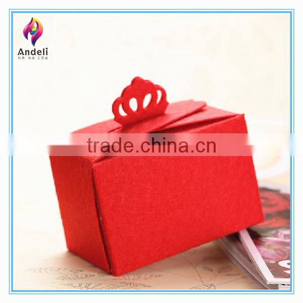 Felt wedding bonbonniere boxes