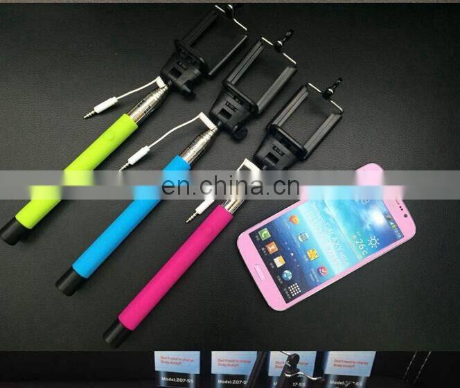 good quality Bluetooth selfie stick build in shutter universal for mobile phones