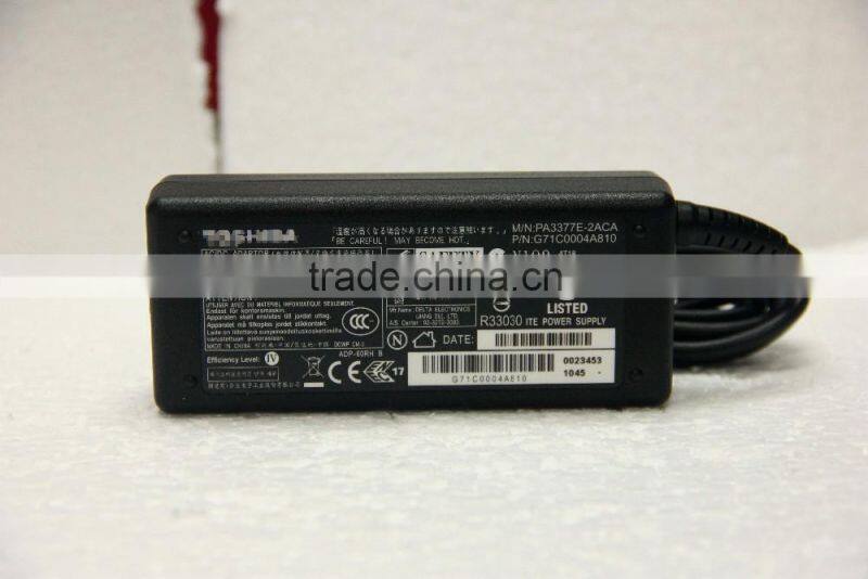 Original new 15V 4A 60W AC Adapter For TOSHIBA PA3048U-1ACA PA2444U 6.3*3.0mm