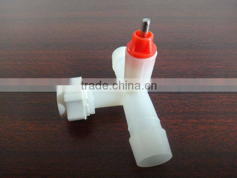 2013 newest three way ball valve chicken nipple drinker