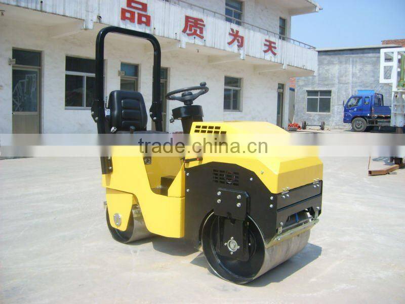 hydraulic vibratory mini road roller,ride-on double drum road roller,Japan engine and bearing 20HP,NSK bearing,CE certification