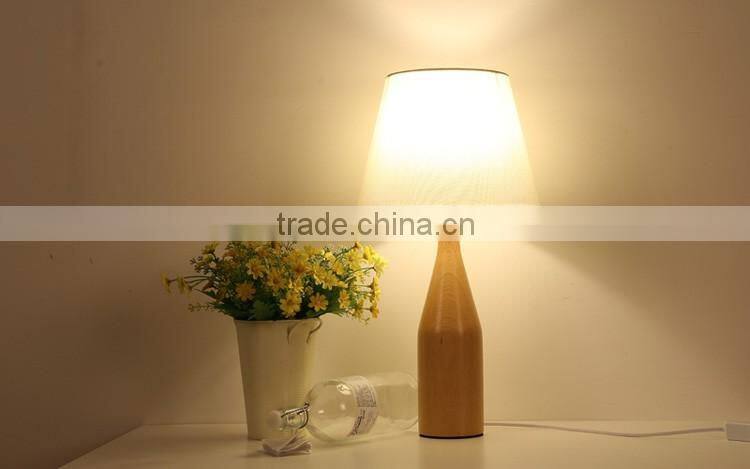 2016 Wholesale indoor furniture antique oak wood table lamps LED Wood table Light JK-879-15 LED Wood table lamp