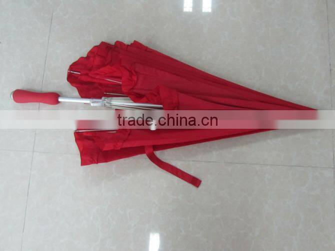 promotion and wholesales heart shaped umbrella with red pongee fabric umbrella cover and strong frame