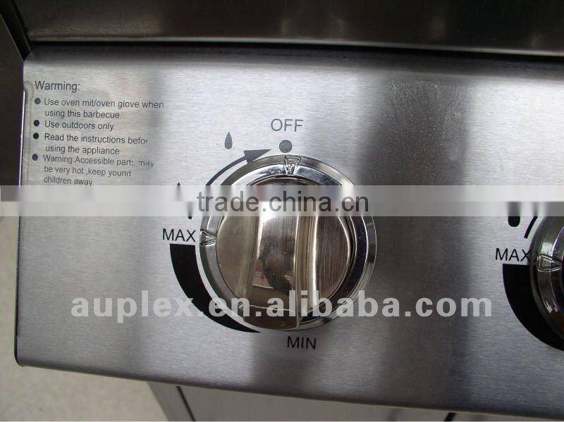 3 Stainless Steel Burners Gas BBQ Grill With Wooden Table CE Approved